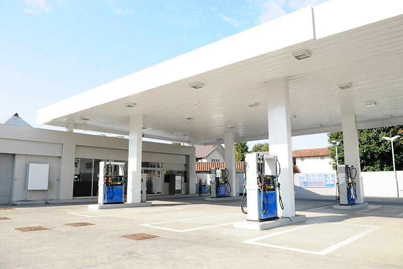 ガソリンスタンド